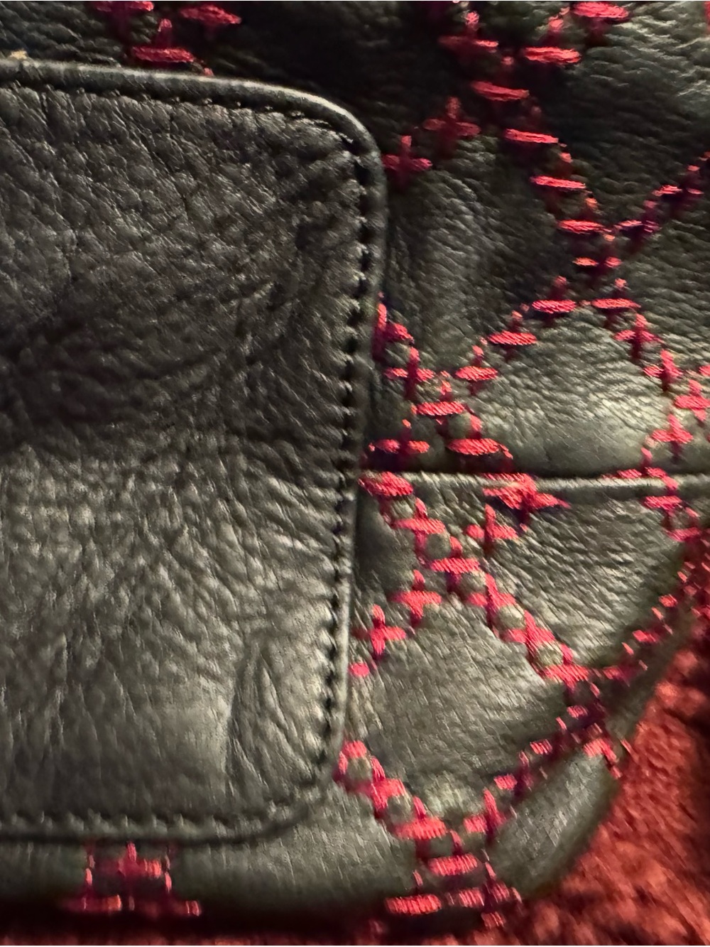 Rare Isabella Fiore Leather Shoulder Hobo Bag with Multicolor Floral Embroidery - Picture 8 of 12